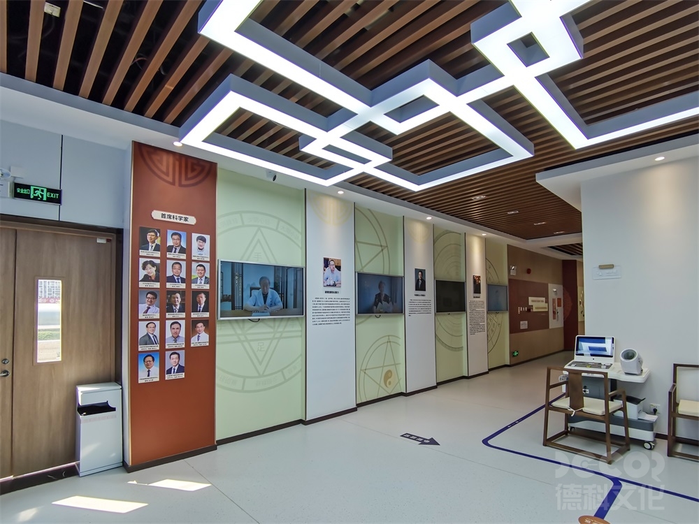 展廳裝修公司如何應(yīng)對(duì)展廳裝修中的展示標(biāo)識(shí)和指示設(shè)計(jì)？