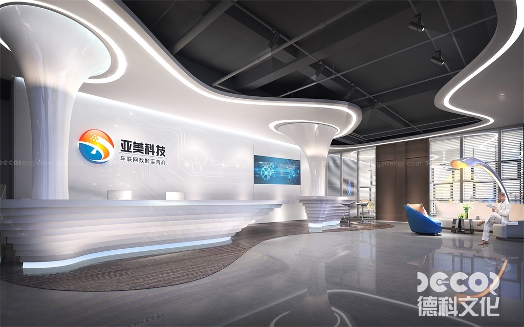 在汽車展廳裝修中，如何合理利用空間以展示更多車輛？