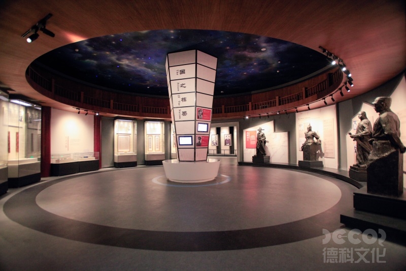 互動(dòng)展廳設(shè)計(jì)如何促進(jìn)跨學(xué)科的交流與合作？