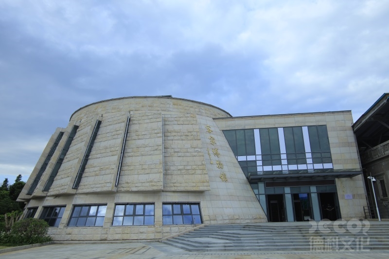 紀念性博物館如何平衡傳統(tǒng)與現(xiàn)代設計？